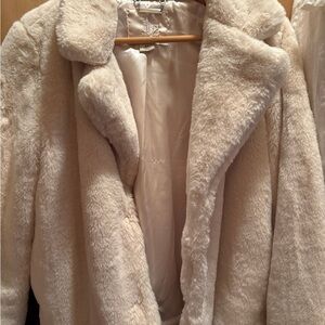 Luxurious Cream Faux Fur Coat